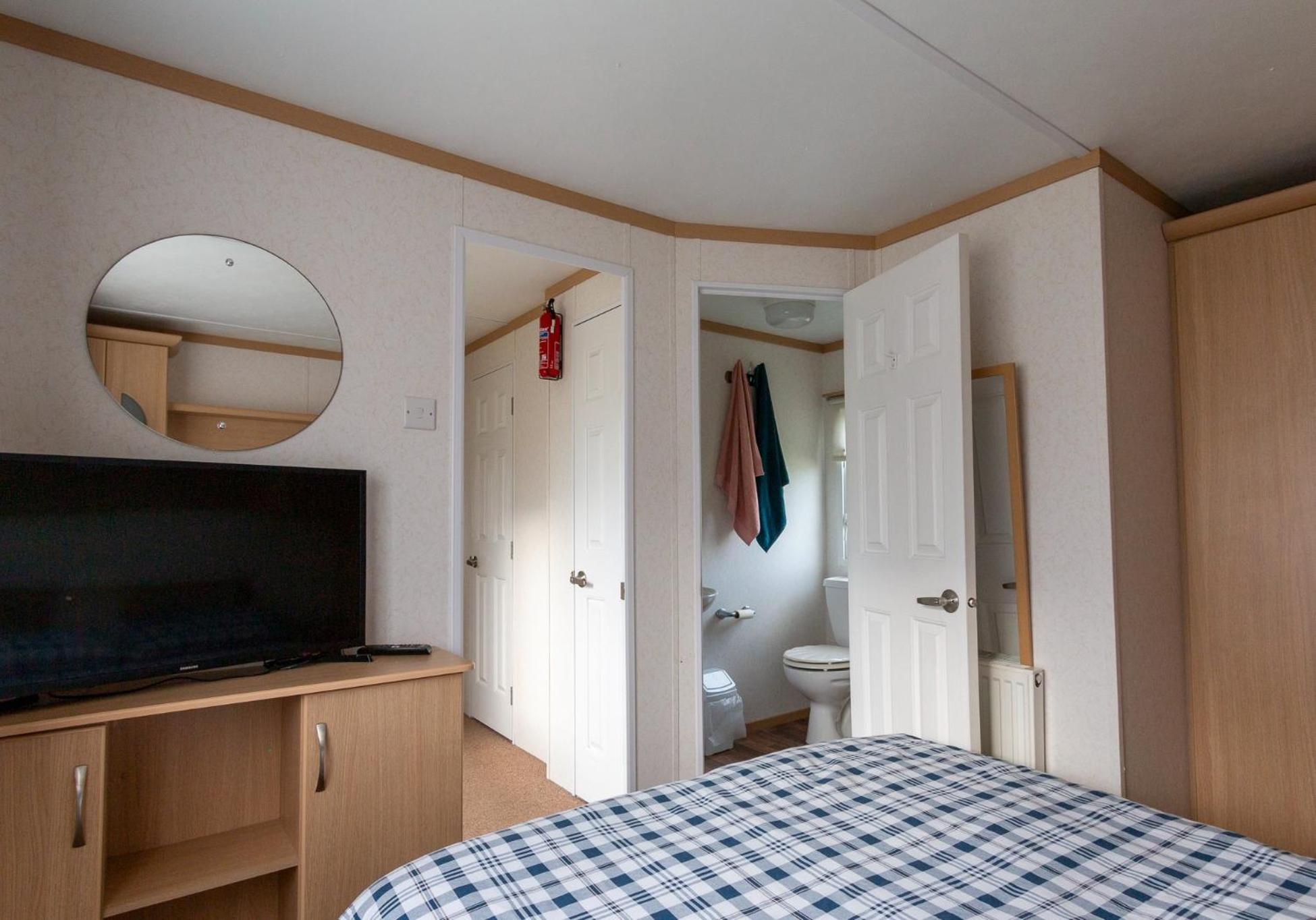 Carnaby Holiday Caravan, West Sands, Selsey Extérieur photo
