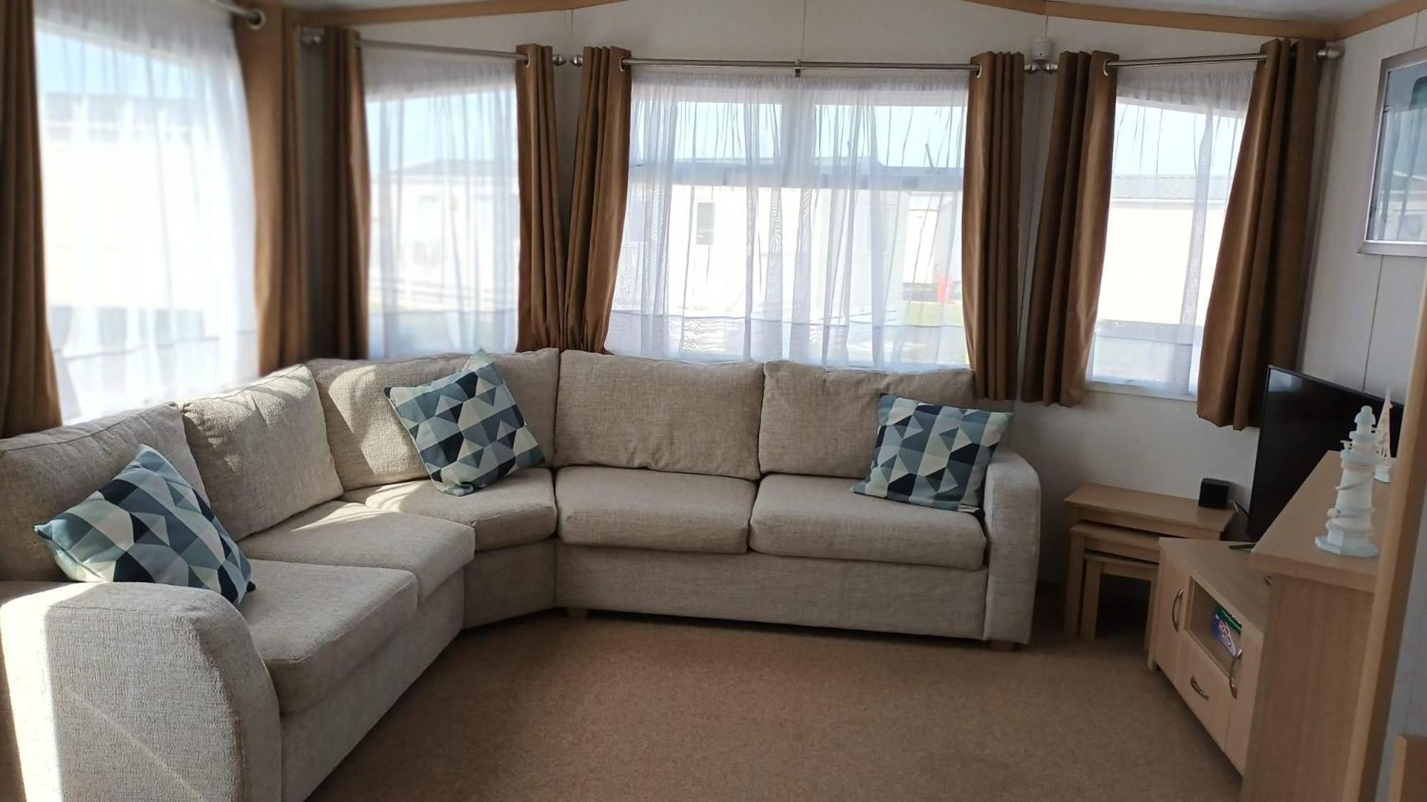 Carnaby Holiday Caravan, West Sands, Selsey Extérieur photo